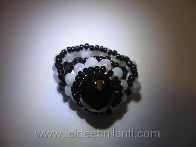 anello black - white_re.JPG